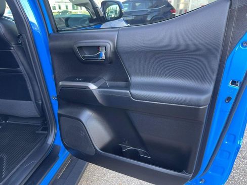 Used 2021 Toyota Tacoma TRD Sport w/ TRD Premium Sport Package image 13