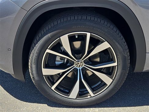 New 2025 Volkswagen Atlas SEL Premium R-Line image 13