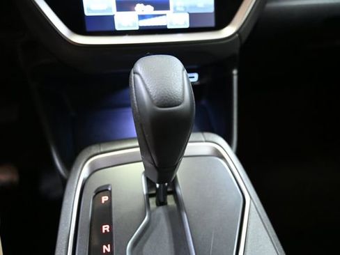 Used 2025 Subaru Crosstrek 2.0i Premium w/ Crosstrek Mirror Package image 30