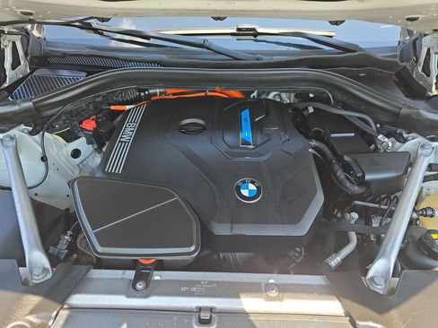 Used 2021 BMW X3 xDrive30e w/ Premium Package AWD/4WD image 32