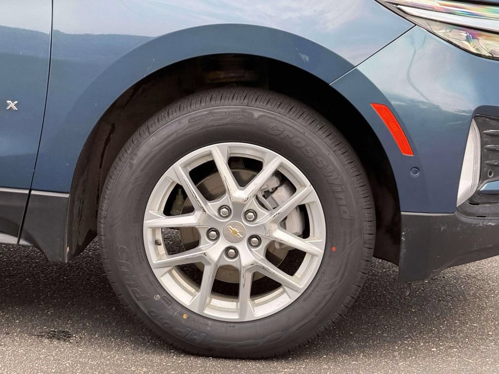 Used 2024 Chevrolet Equinox LT w/ LPO, Floor Liner Package AWD/4WD image 6