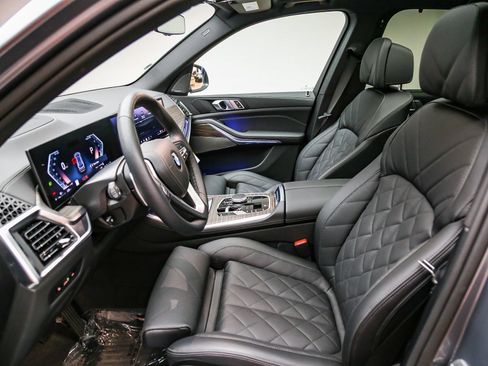 Used 2026 BMW X5 sDrive40i RWD image 19