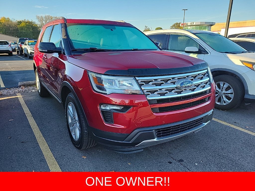 Used 2018 Ford Explorer XLT w/ Equipment Group 202A AWD/4WD image 2