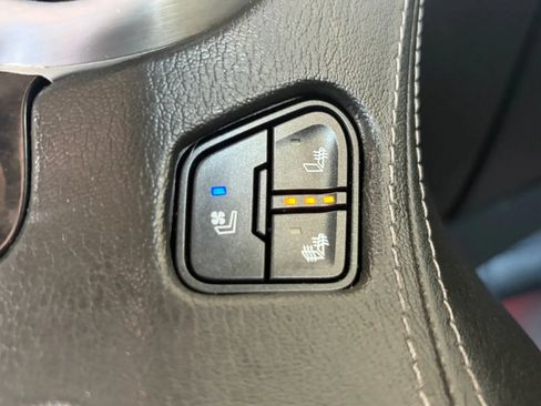 Used 2018 GMC Yukon SLT w/ Open Road Package AWD/4WD image 27