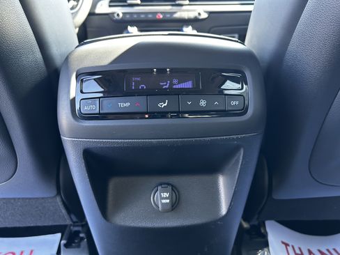 Used 2025 Hyundai Palisade SEL AWD/4WD image 20