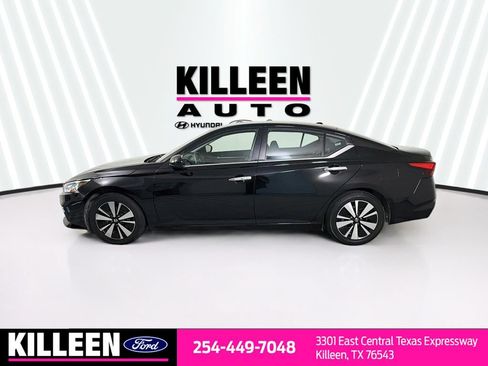 Used 2022 Nissan Altima 2.5 SV FWD image 4