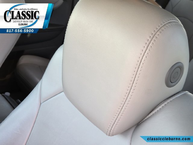 Used 2015 Chevrolet Traverse LT FWD image 16