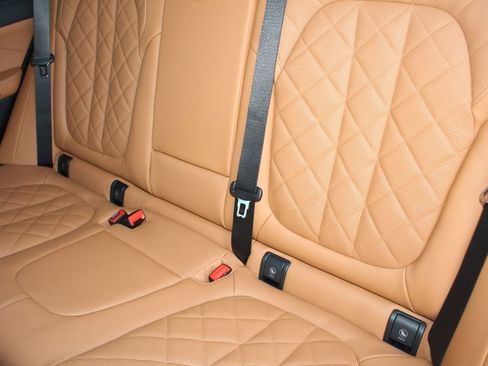 New 2026 BMW X5 xDrive40i w/ M Sport Package image 21