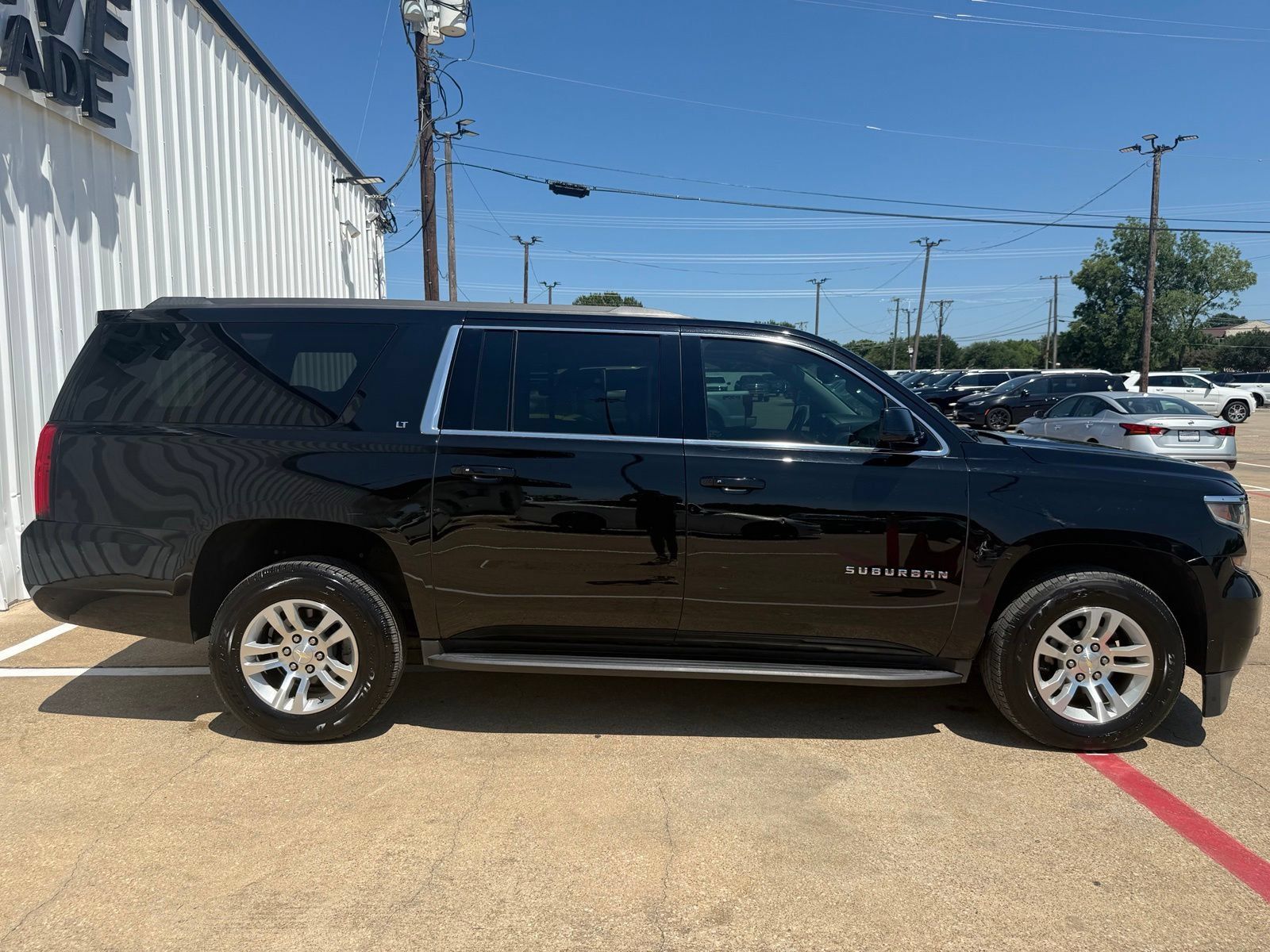 Used 2019 Chevrolet Suburban LT AWD/4WD image 8
