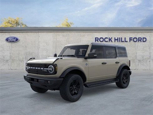 New 2025 Ford Bronco Outer Banks image 2