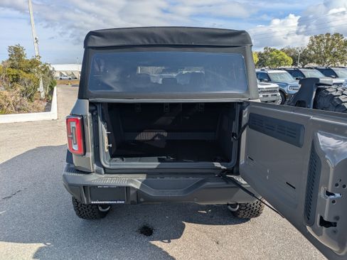 New 2025 Ford Bronco Badlands image 14