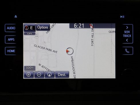 Used 2017 Toyota Sienna XLE image 10