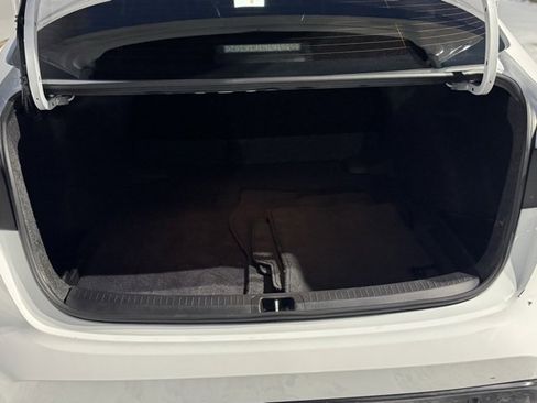 Certified 2025 Toyota Corolla SE image 29