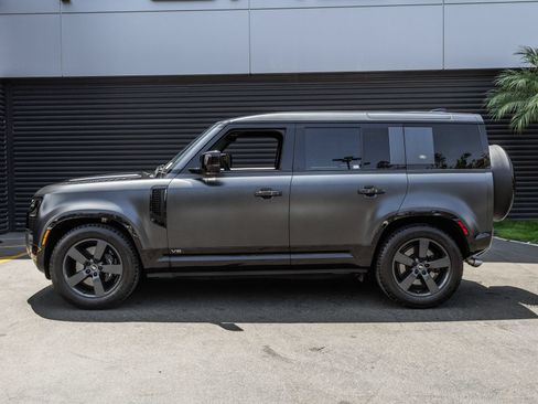 Used 2024 Land Rover Defender 110 Carpathian Edition AWD/4WD image 2