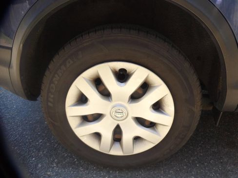 Used 2020 Nissan Rogue Sport S FWD image 20