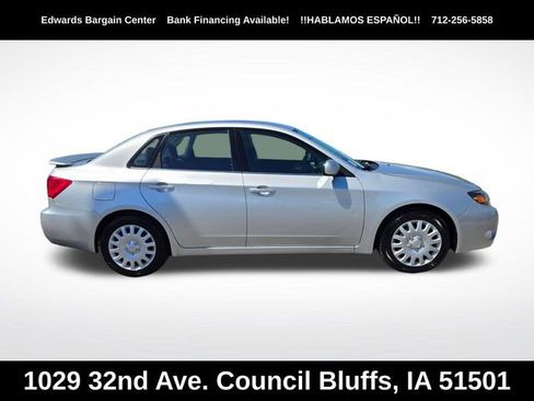 Used 2011 Subaru Impreza 2.5i AWD/4WD image 2
