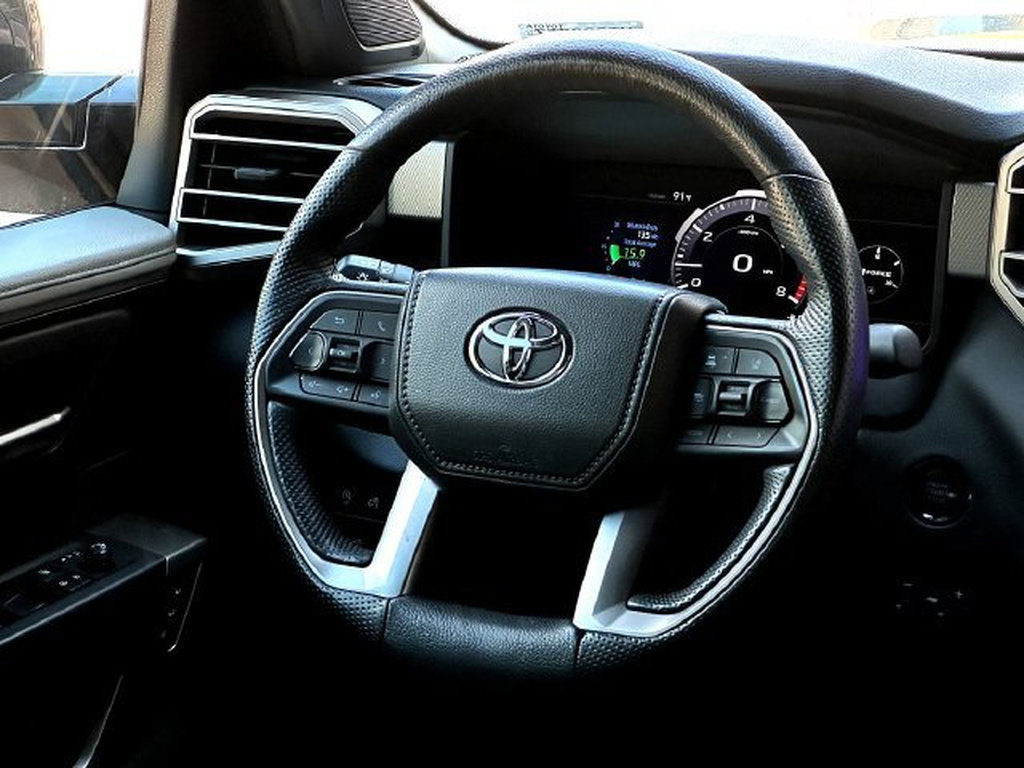 Certified 2025 Toyota Tundra Limited AWD/4WD image 30