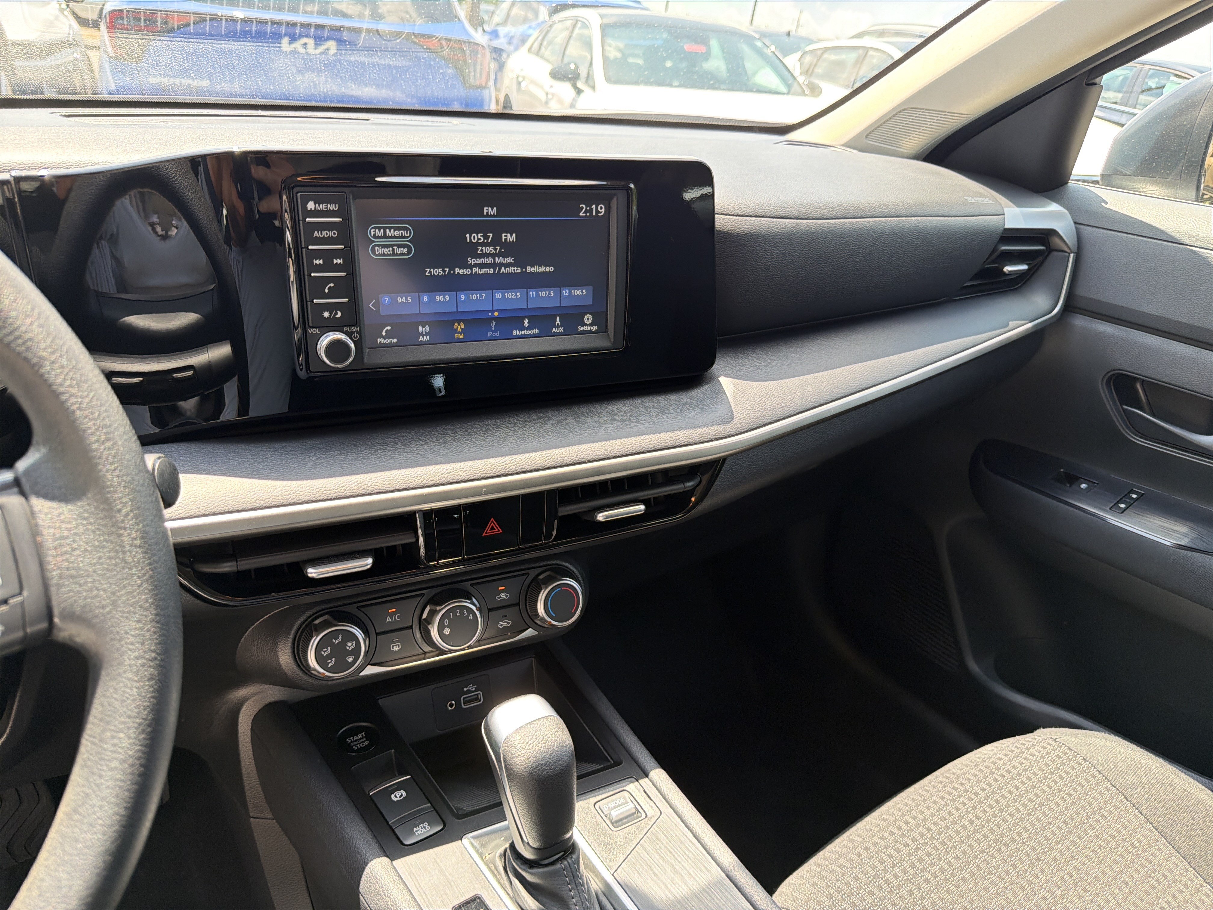 Used 2025 Nissan Kicks S AWD/4WD image 29
