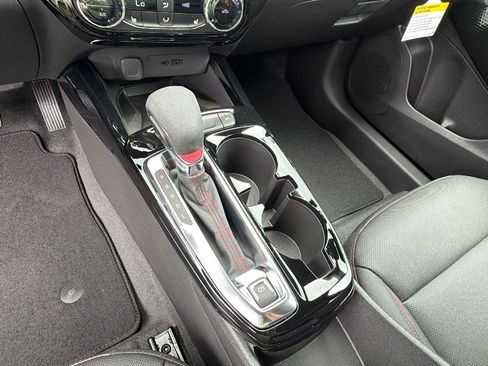 New 2026 Chevrolet Trax RS w/ Sunroof Package FWD image 22