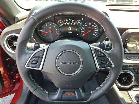 Certified 2018 Chevrolet Camaro SS RWD image 16