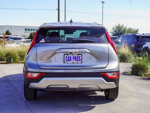 New 2026 Kia Niro LX FWD image 6