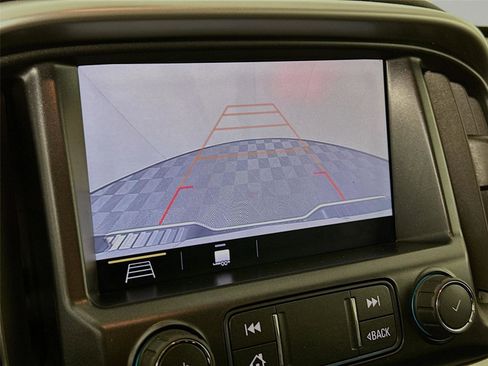 Used 2019 Chevrolet Colorado LT image 15