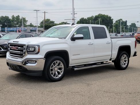 Used 2018 GMC Sierra 1500 SLT AWD/4WD image 2