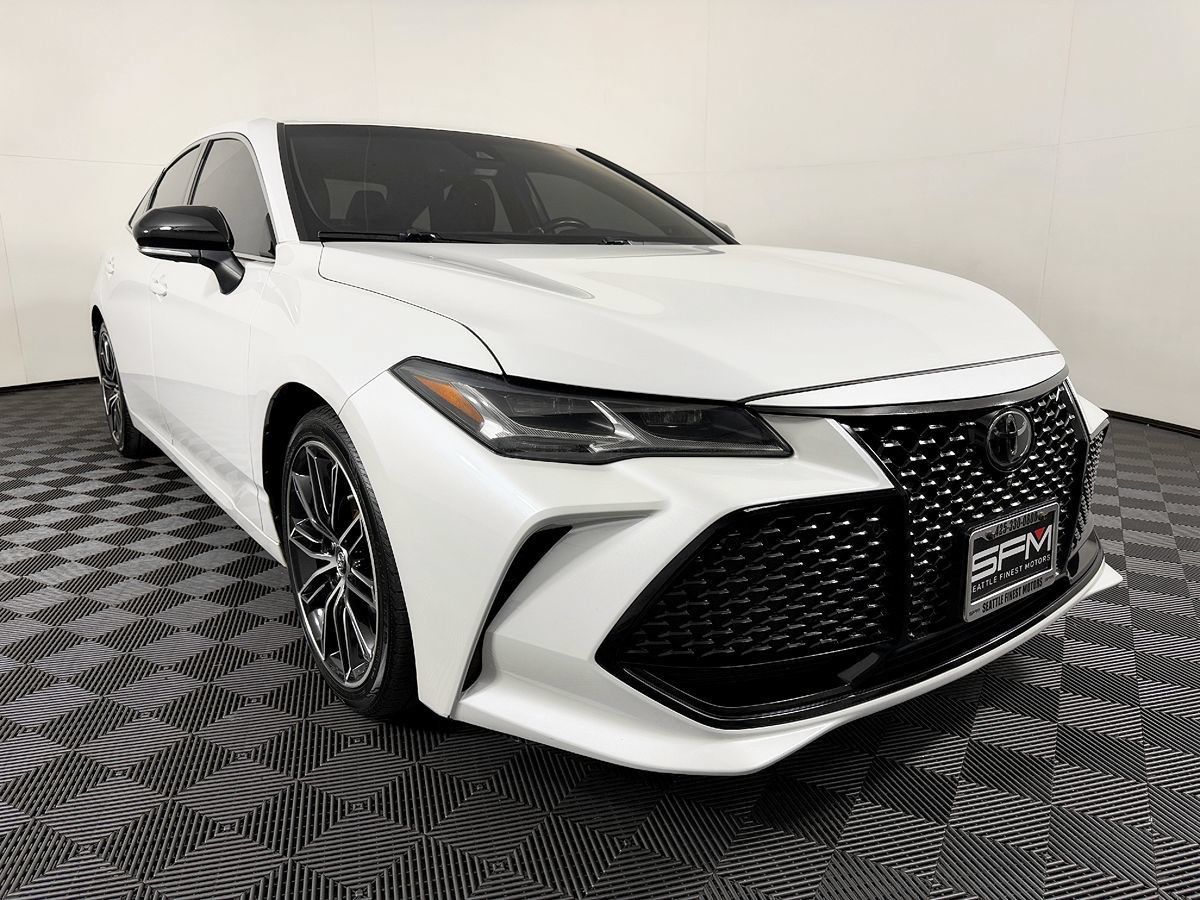 Used 2019 Toyota Avalon Touring w/ Advanced Safety Package FWD image 5