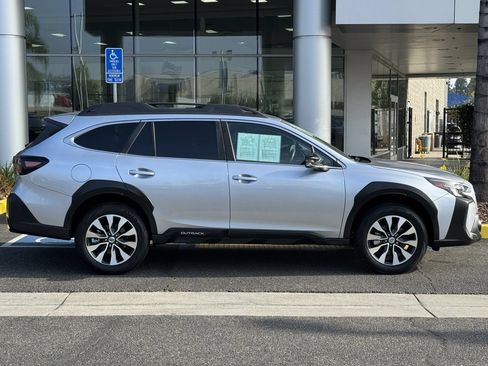 Certified 2024 Subaru Outback Limited AWD/4WD image 3