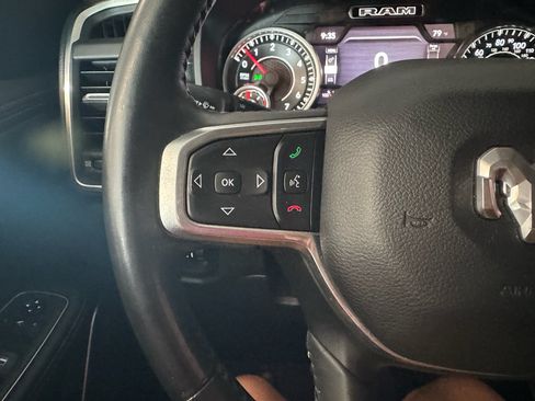Used 2021 RAM 1500 Laramie AWD/4WD image 21