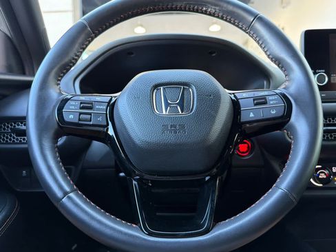 Used 2025 Honda HR-V Sport image 25