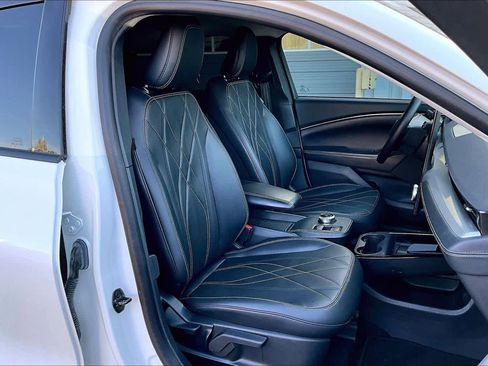 Used 2022 Ford Mustang Mach-E Select w/ Comfort/Technology Package image 8