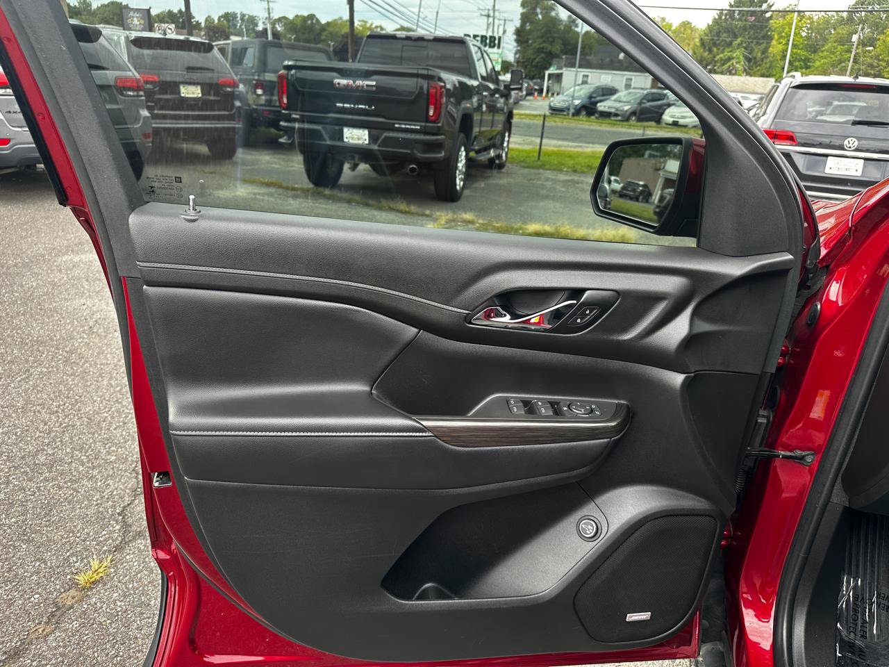 Used 2019 GMC Acadia SLT FWD image 15