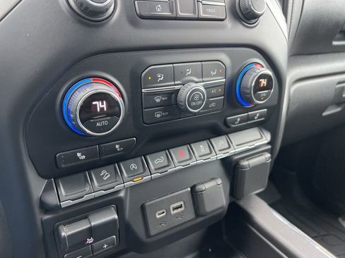 Used 2020 Chevrolet Silverado 1500 LT Trail Boss image 10