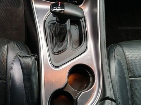 Used 2016 Dodge Challenger SXT Plus image 15