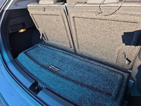 Certified 2021 Volkswagen Tiguan SEL image 13