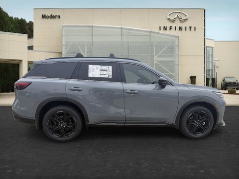 New 2026 INFINITI QX60 Sport image 4