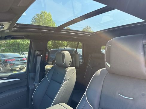 Certified 2025 Cadillac Escalade Premium Luxury w/ LPO, Floor Liner Package image 16