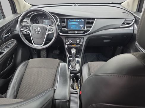 Certified 2021 Buick Encore Preferred AWD/4WD image 11