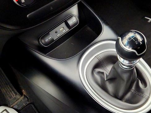 Used 2019 Kia Soul image 16