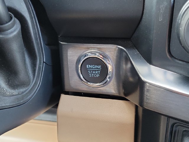 Used 2024 Ford F250 Lariat w/ Lariat Ultimate Package AWD/4WD image 27