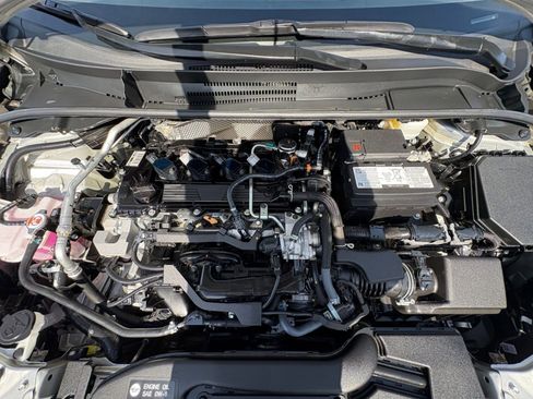 Used 2025 Toyota Corolla LE image 30