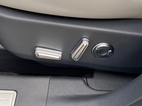 New 2026 Lincoln Nautilus Reserve image 37