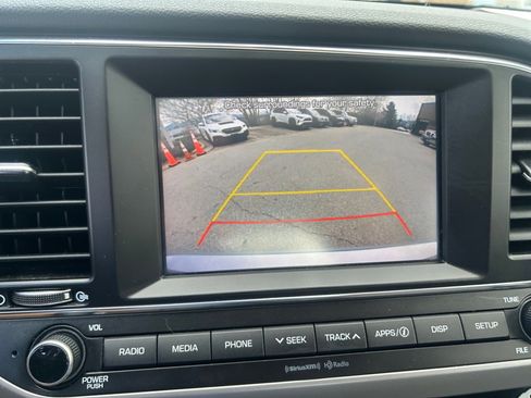 Used 2018 Hyundai Elantra Value Edition w/ Cargo Package image 19