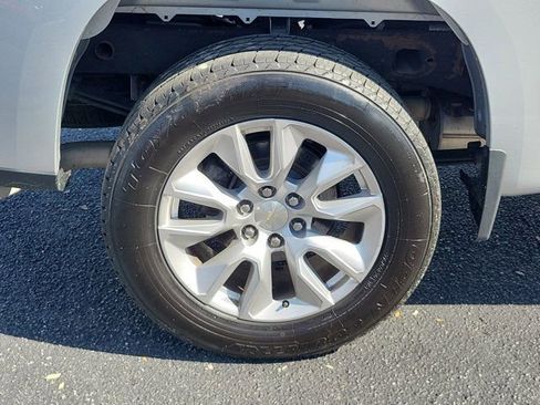 Used 2022 Chevrolet Silverado 1500 Custom image 35