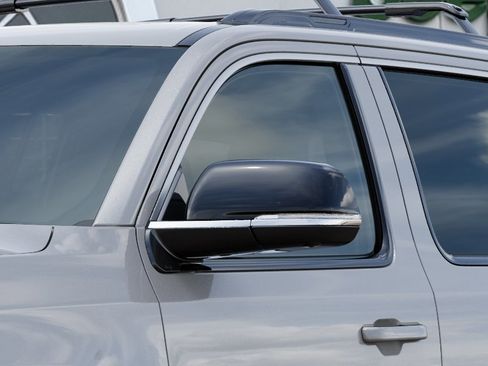 New 2026 Jeep Grand Wagoneer 2WD image 12