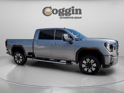 New 2026 GMC Sierra 3500 Denali w/ Technology Package image 13