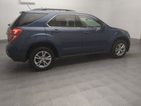 Used 2017 Chevrolet Equinox LT image 10