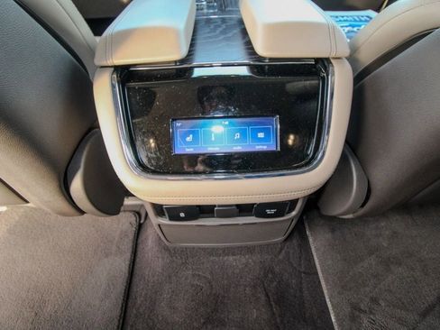 Used 2022 Lincoln Navigator 4WD image 10