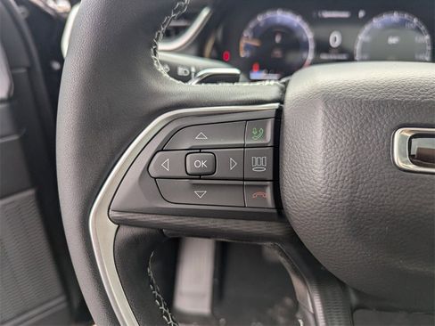 New 2025 Jeep Grand Cherokee Laredo X image 18